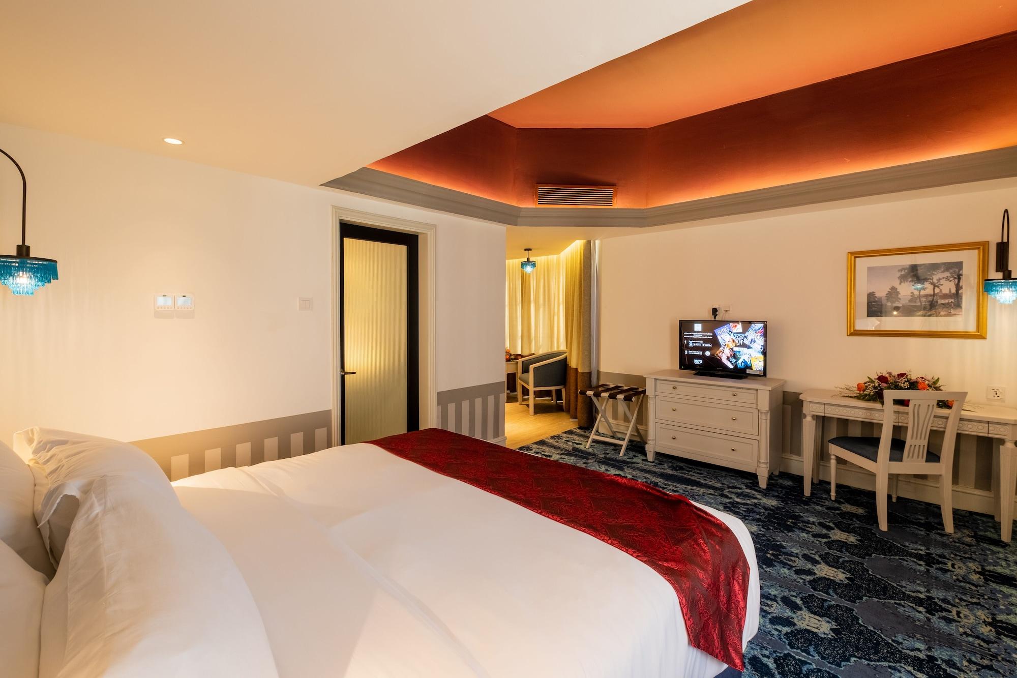 Grand Swiss-Belhotel Melaka Exterior photo