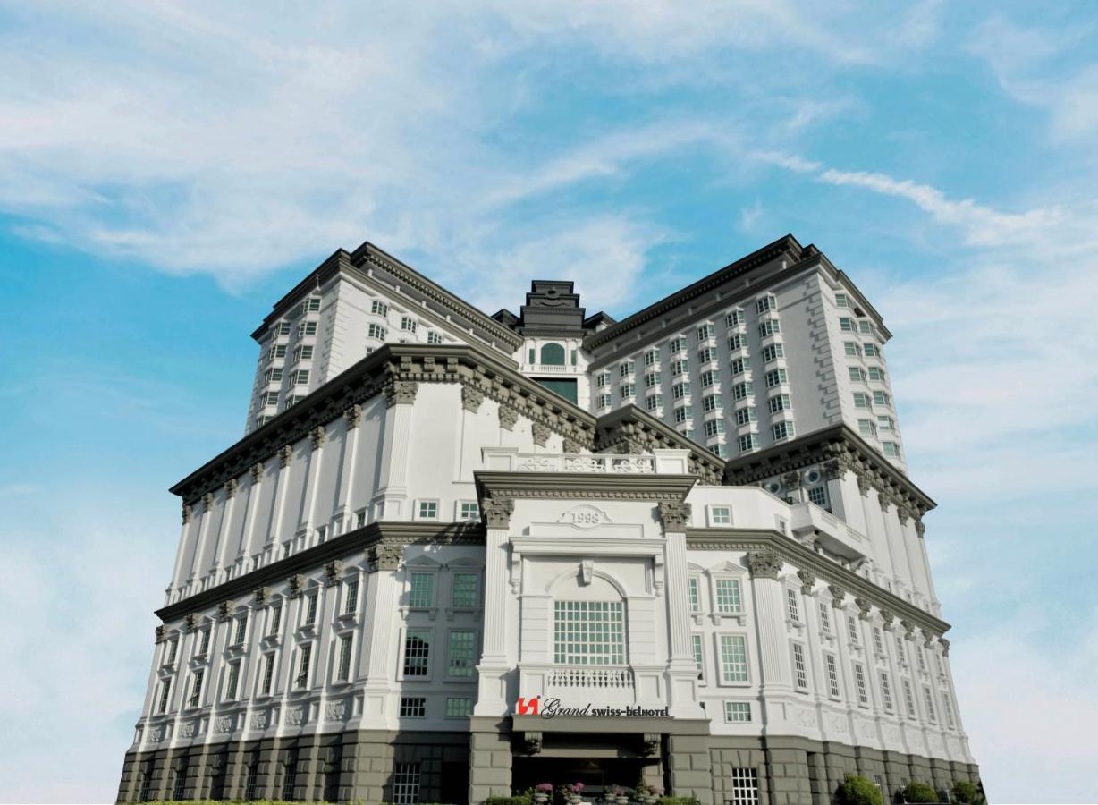 Grand Swiss-Belhotel Melaka Exterior photo