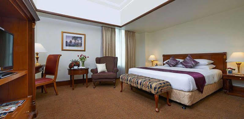 Grand Swiss-Belhotel Melaka Exterior photo